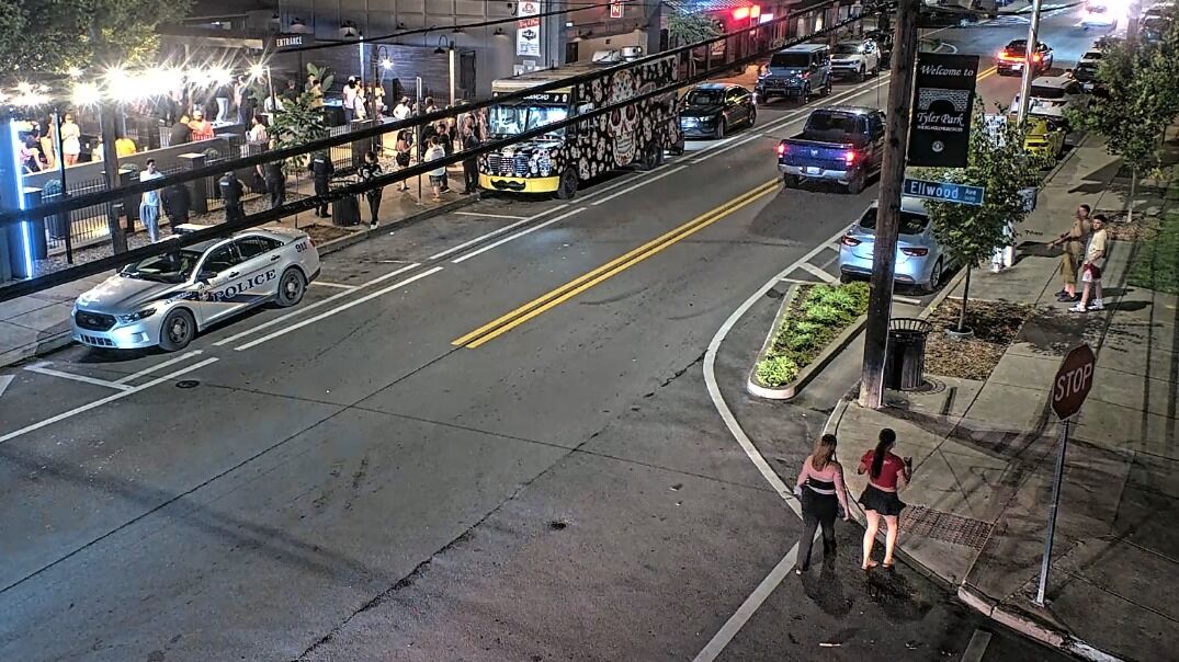 LMPD reports safe night on Bardstown Road after increasing police presence